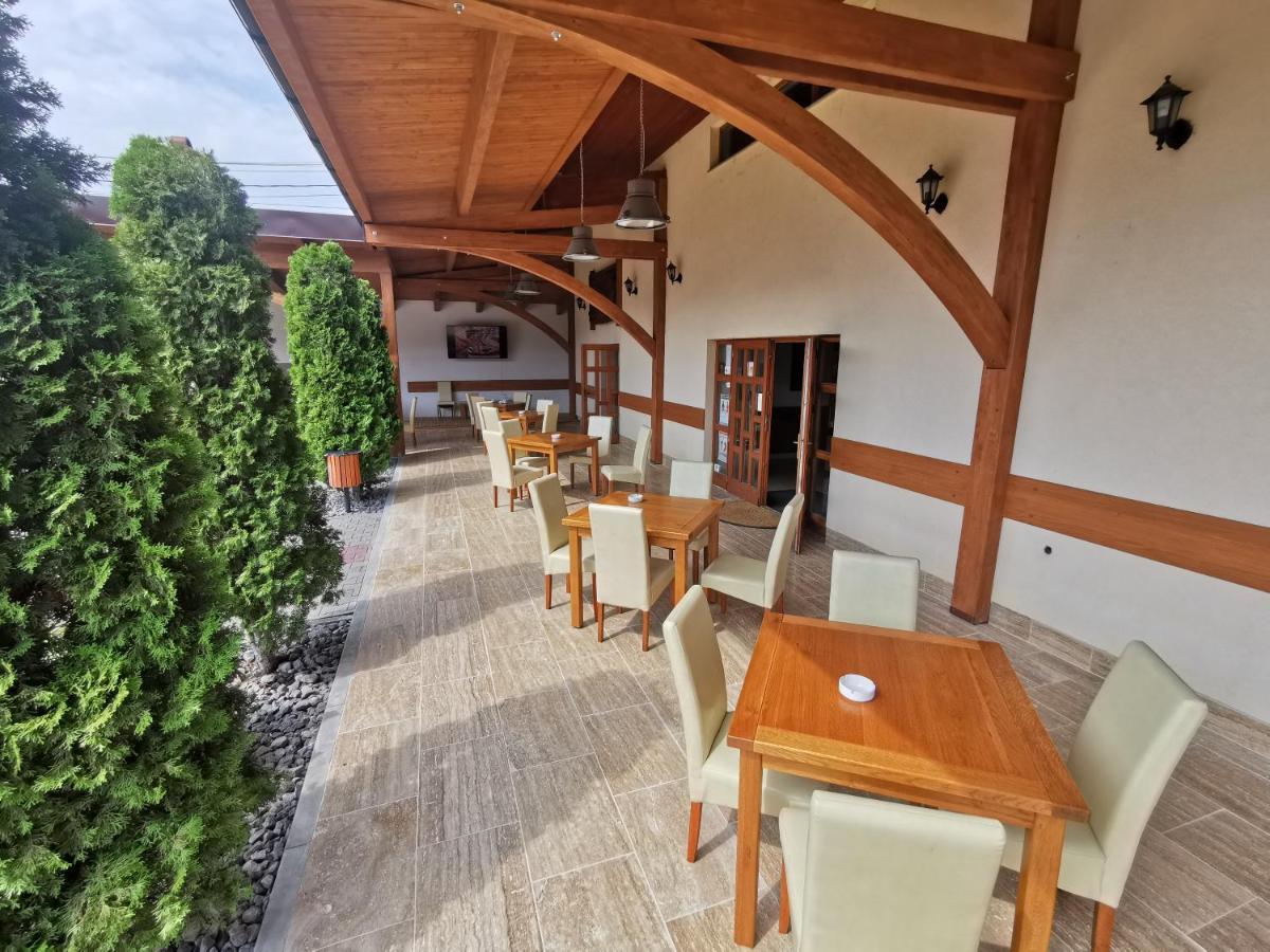 Rakoczi Center Bed and Breakfast Odorheiu Secuiesc Exteriör bild
