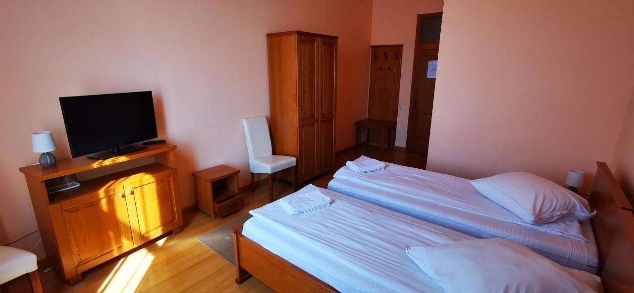 Rakoczi Center Bed and Breakfast Odorheiu Secuiesc Exteriör bild