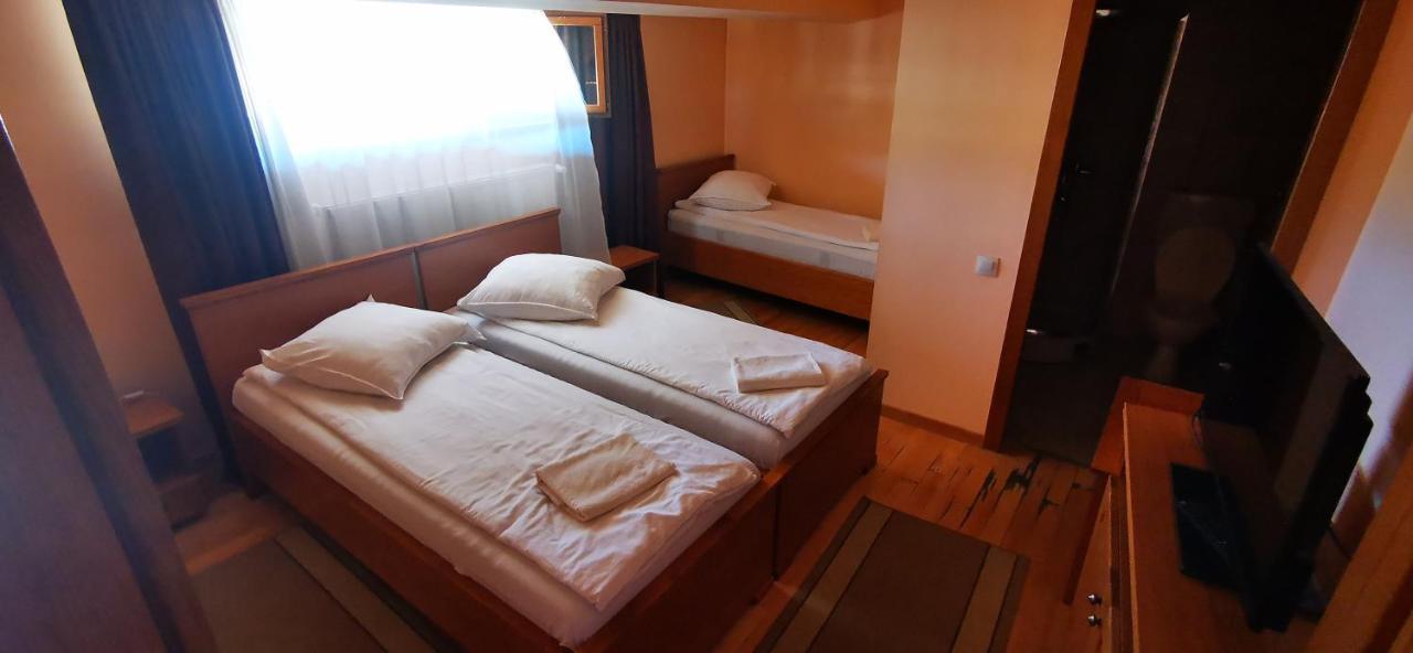 Rakoczi Center Bed and Breakfast Odorheiu Secuiesc Exteriör bild