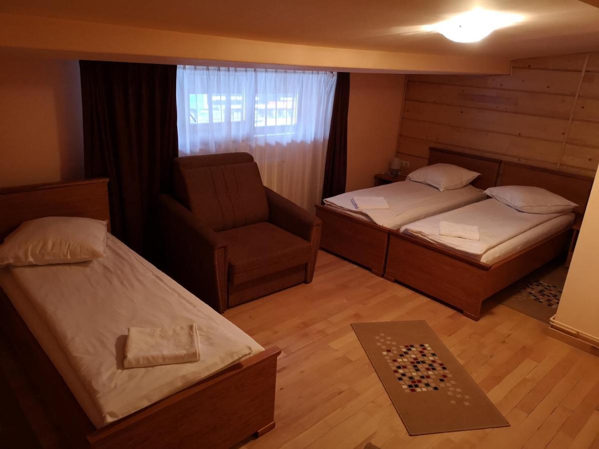 Rakoczi Center Bed and Breakfast Odorheiu Secuiesc Exteriör bild