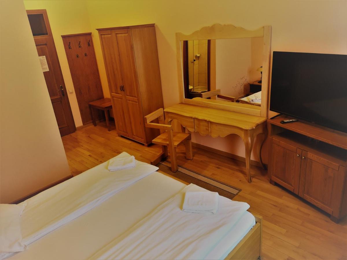 Rakoczi Center Bed and Breakfast Odorheiu Secuiesc Exteriör bild